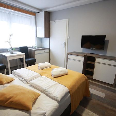Pod Rozami Apartment Grzybowo  Bagian luar foto