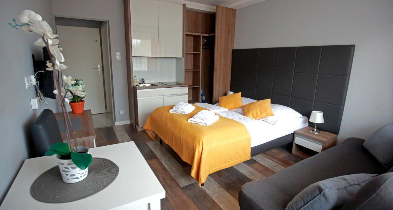 Pod Rozami Apartment Grzybowo  Bagian luar foto