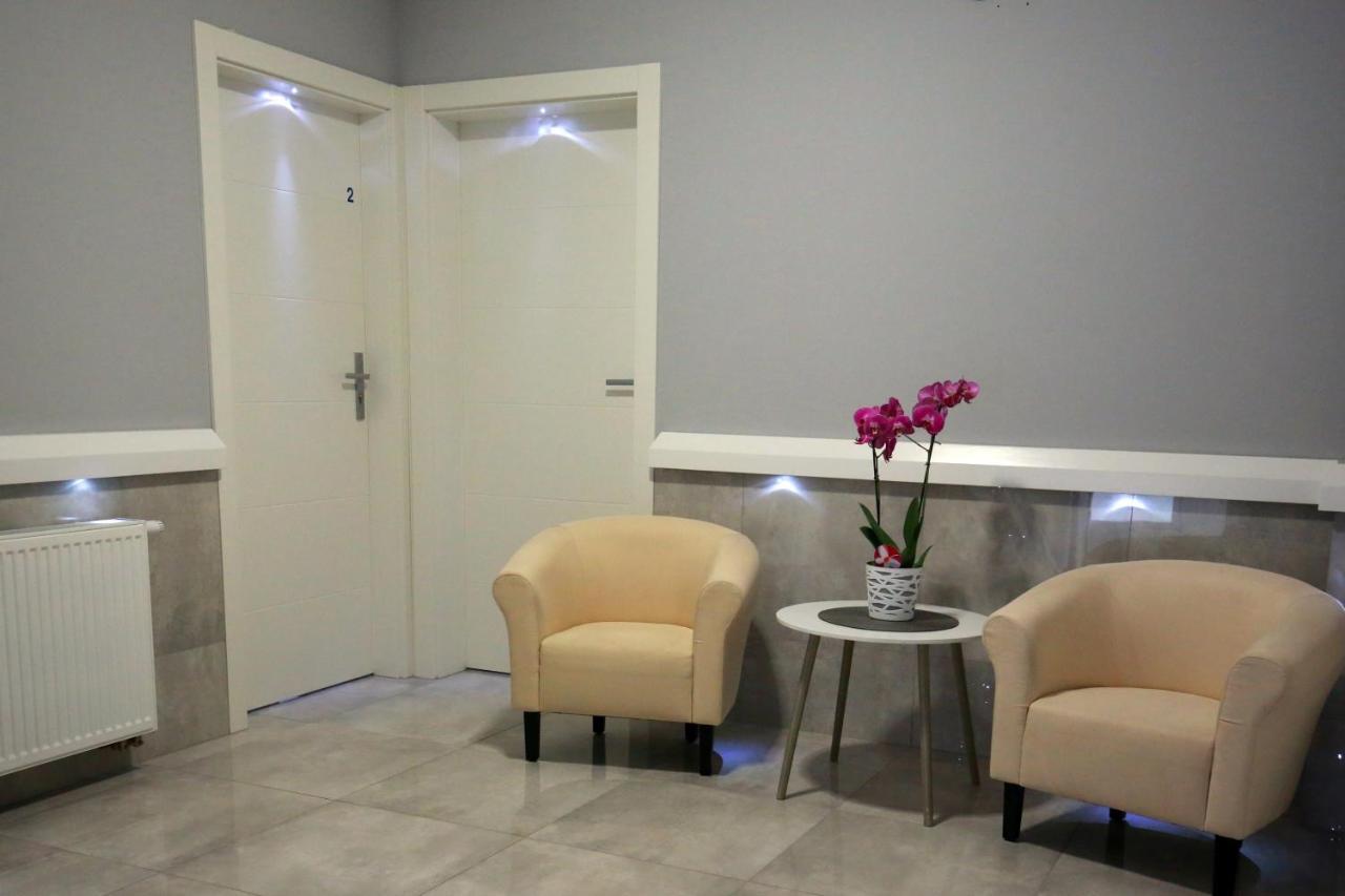 Pod Rozami Apartment Grzybowo  Bagian luar foto
