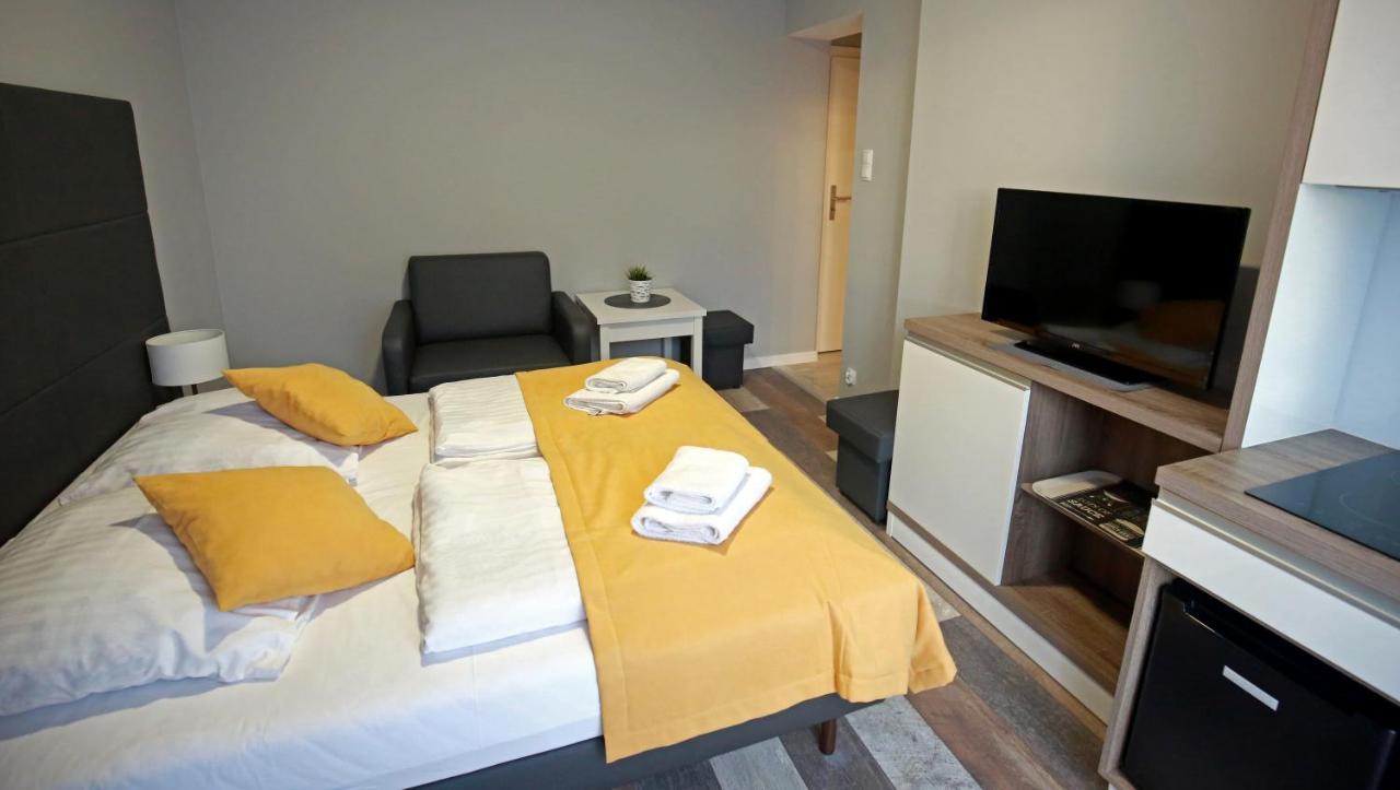 Pod Rozami Apartment Grzybowo  Bagian luar foto