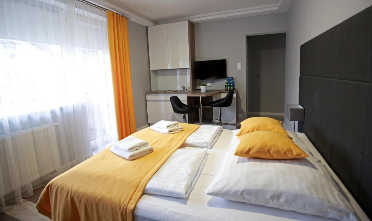 Pod Rozami Apartment Grzybowo  Bagian luar foto